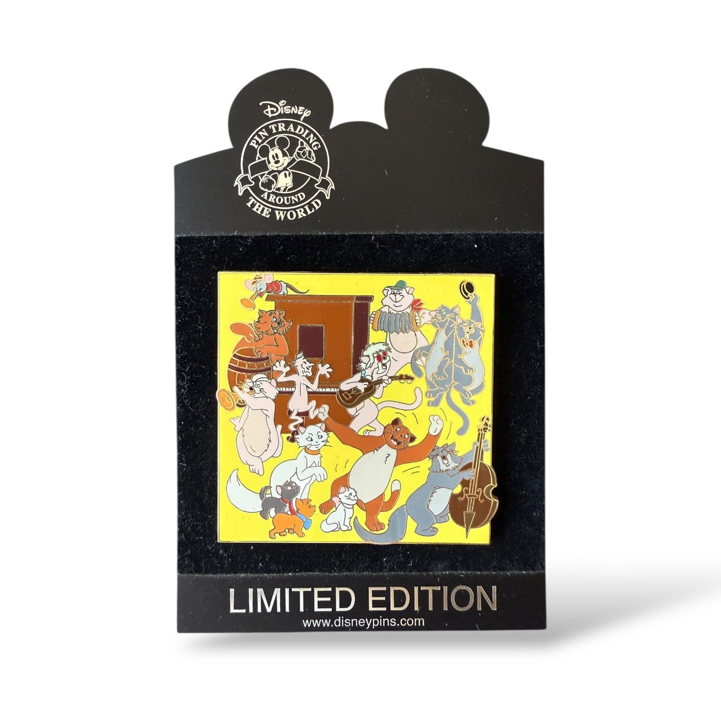 Disney Shopping Aristocats Jumbo Pin