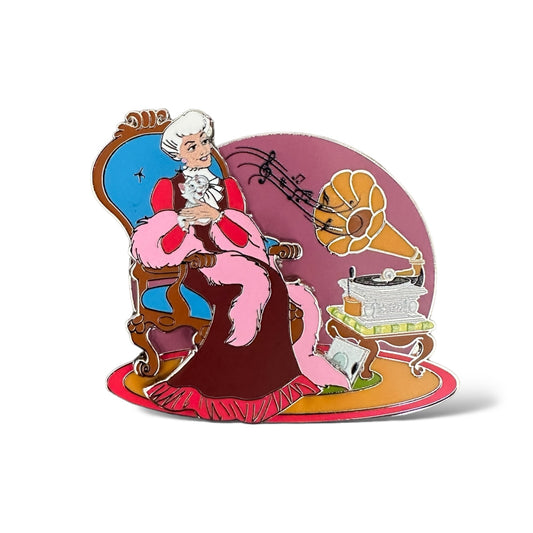 DLRP The Aristocats Pin Trading Day Madame Adelaide Pin