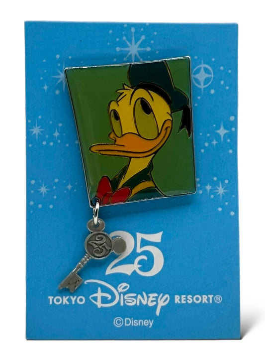 TDR 25th Anniversary Character Sketch Donald Dangle Pin