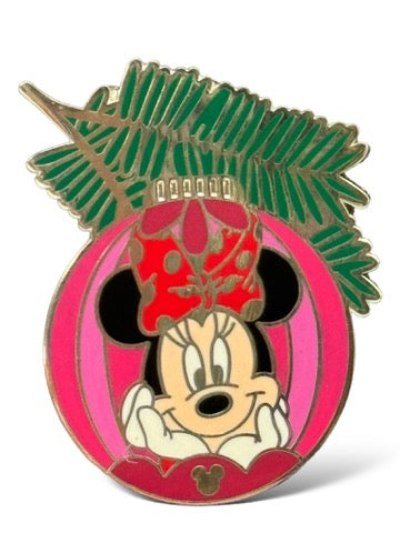 Cast Lanyard Ornaments Minnie Hidden Mickey Pin