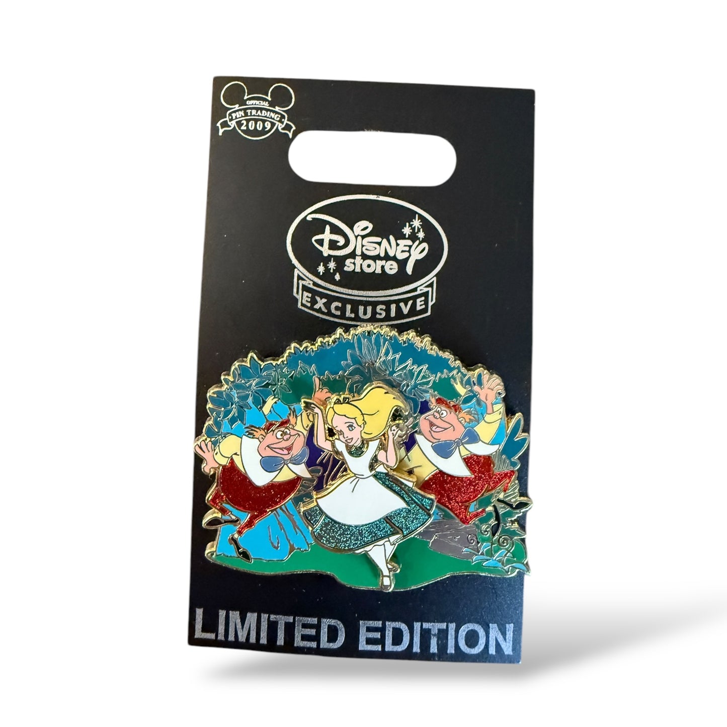 UKDS Alice with Tweedledee & Tweedledum Slider Pin