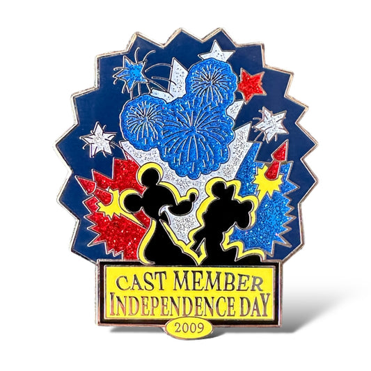 DEC Cast Member Independence Day 2009 Pin