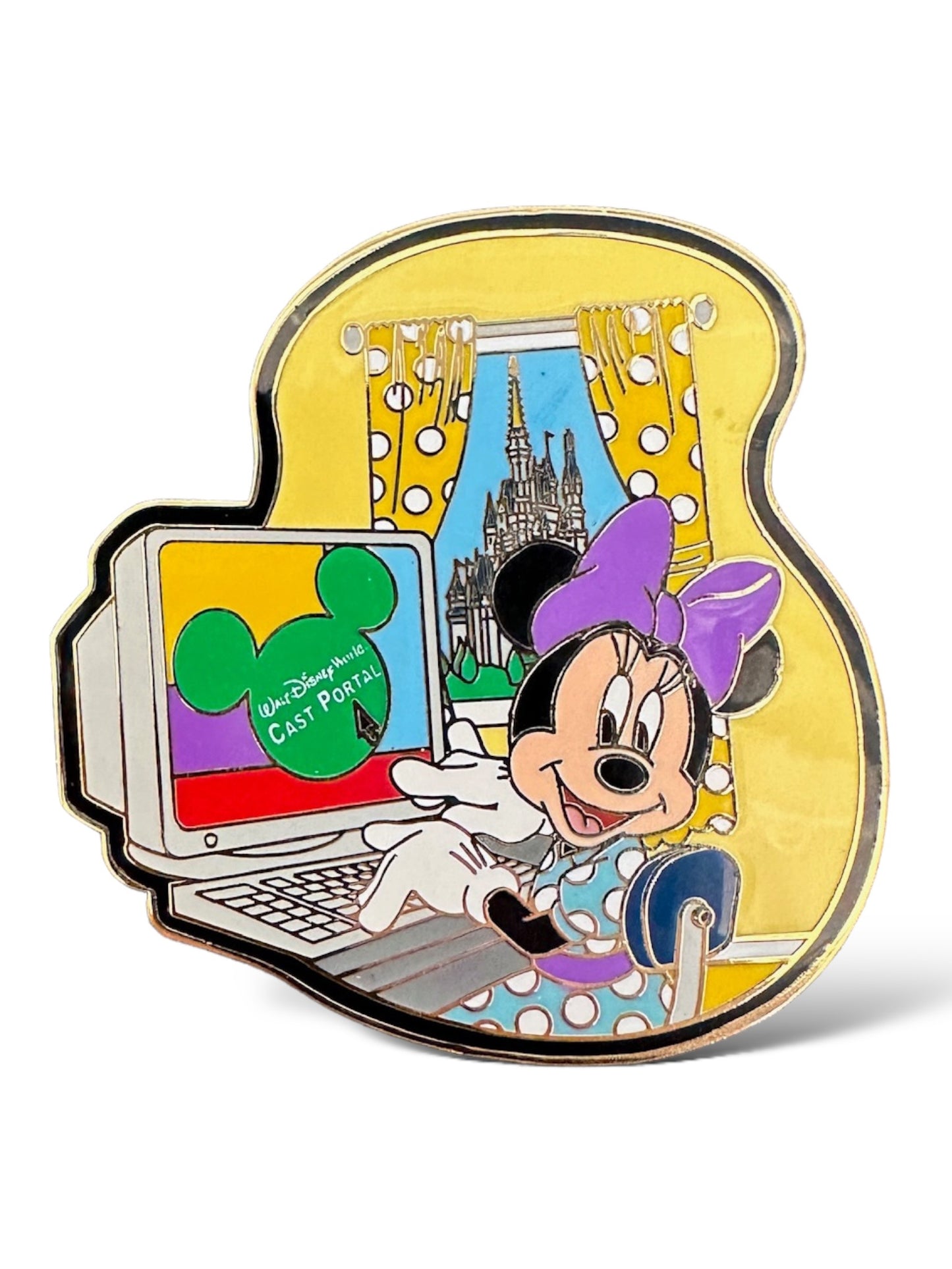 DEC Cast Portal Minnie Pin