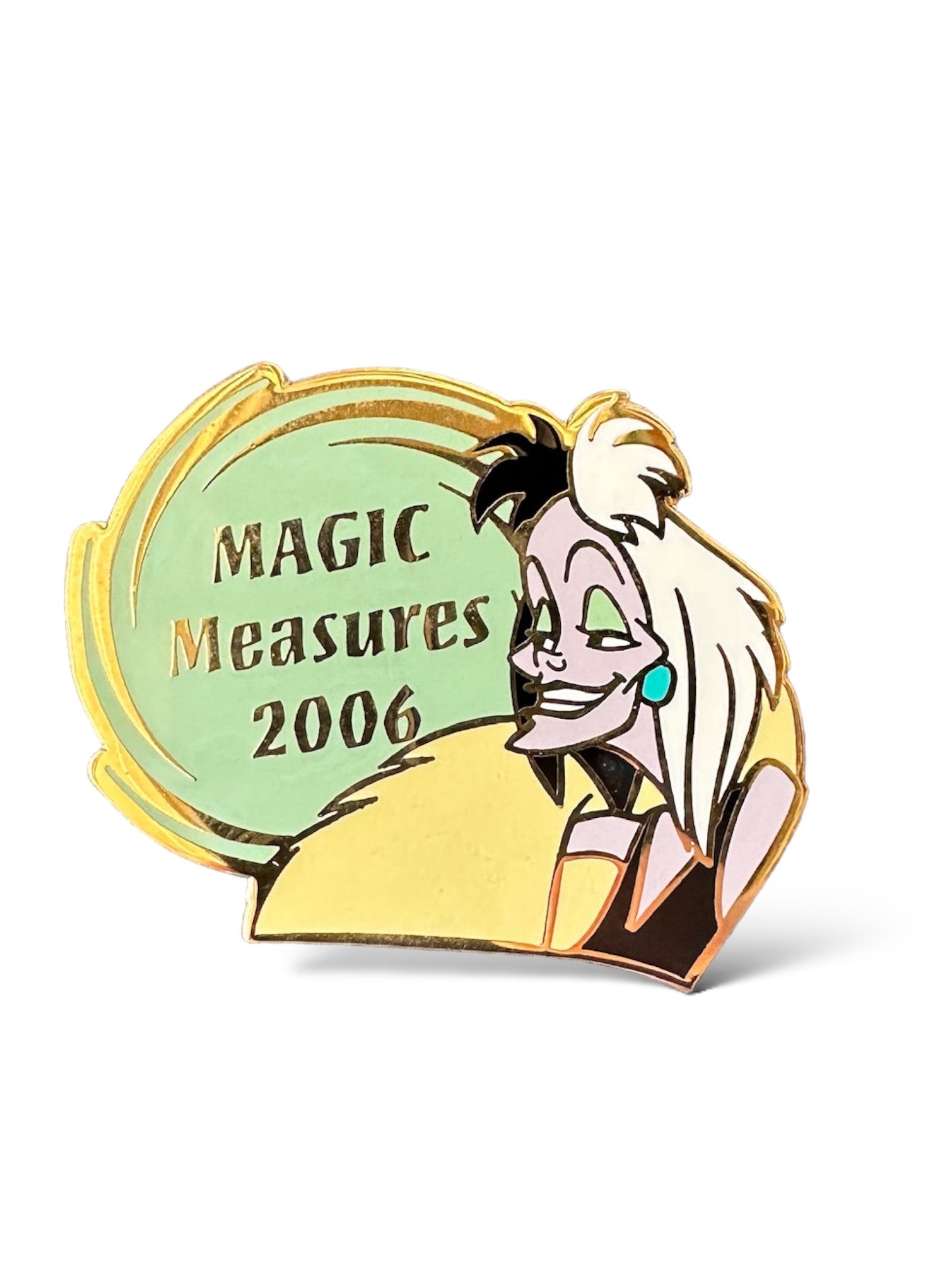 DEC Cast Award Magic Measures Cruella Pin