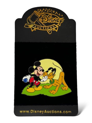 Disney Auctions Mickey and Pluto Playing Fetch Pin