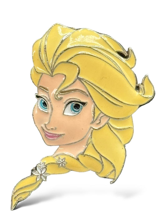 DSSH Frozen Sculpted Characters Elsa Pin