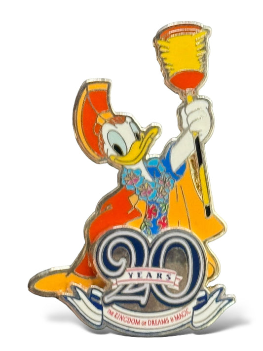 TDR 20th Anniversary Donald Pin