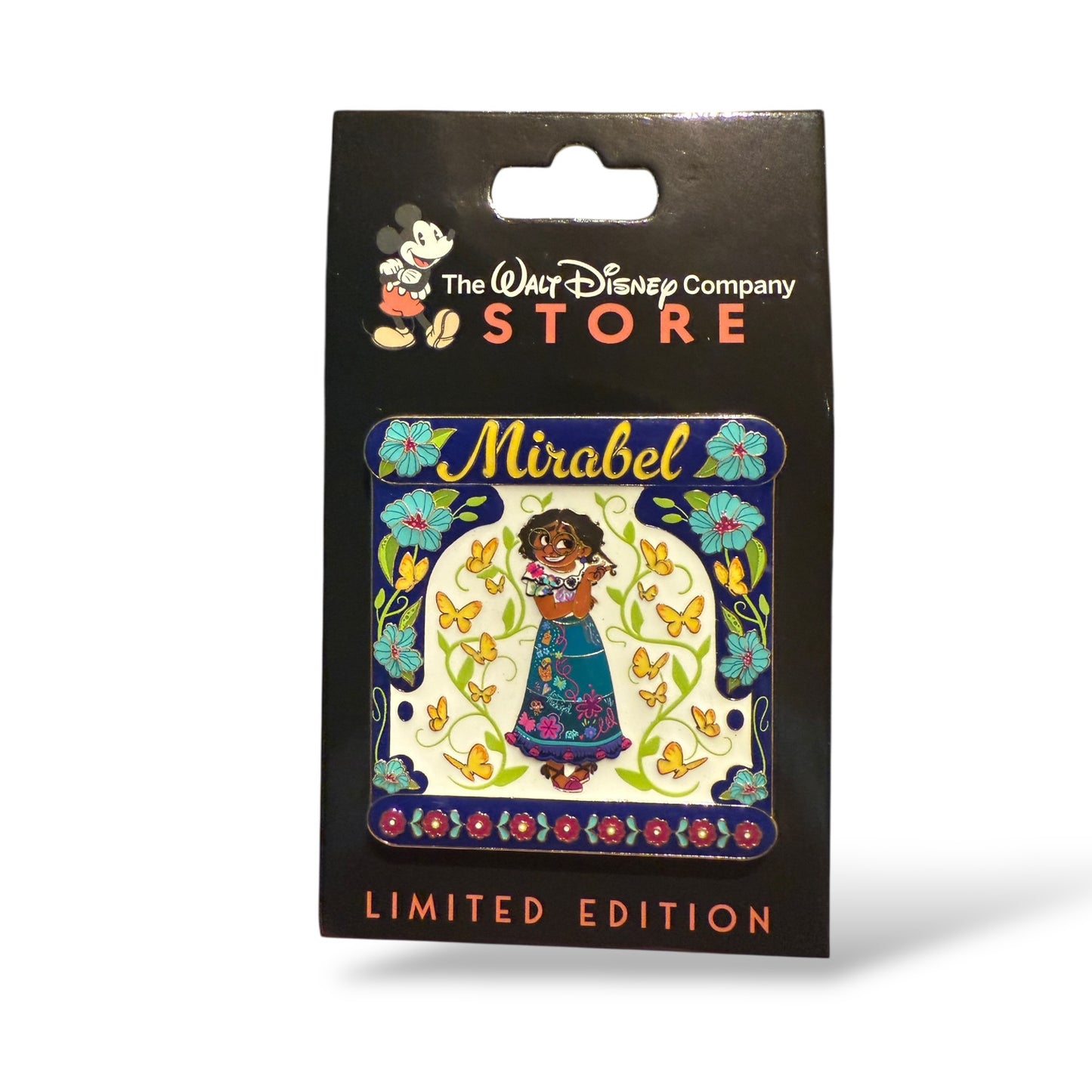 DEC Encanto Familia Tiles Mirabel Pin