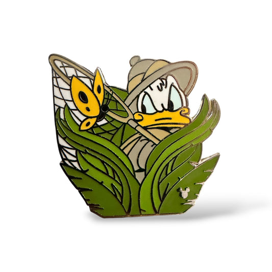 Cast Lanyard Butterfly Catcher Donald Hidden Mickey Pin
