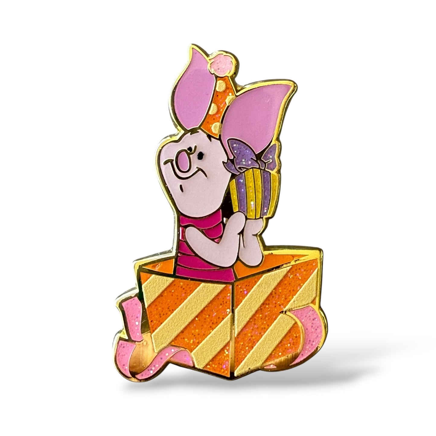 HKDL Magic Prize 2026 Pooh and Friends Birthday Party Piglet Pin