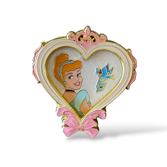 HKDL Magic Prize 2026 Princess & Pals Cinderella Pin