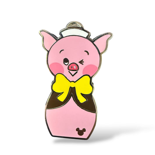 Cast Lanyard Fifer Pig Magic Prize Hidden Mickey Pin
