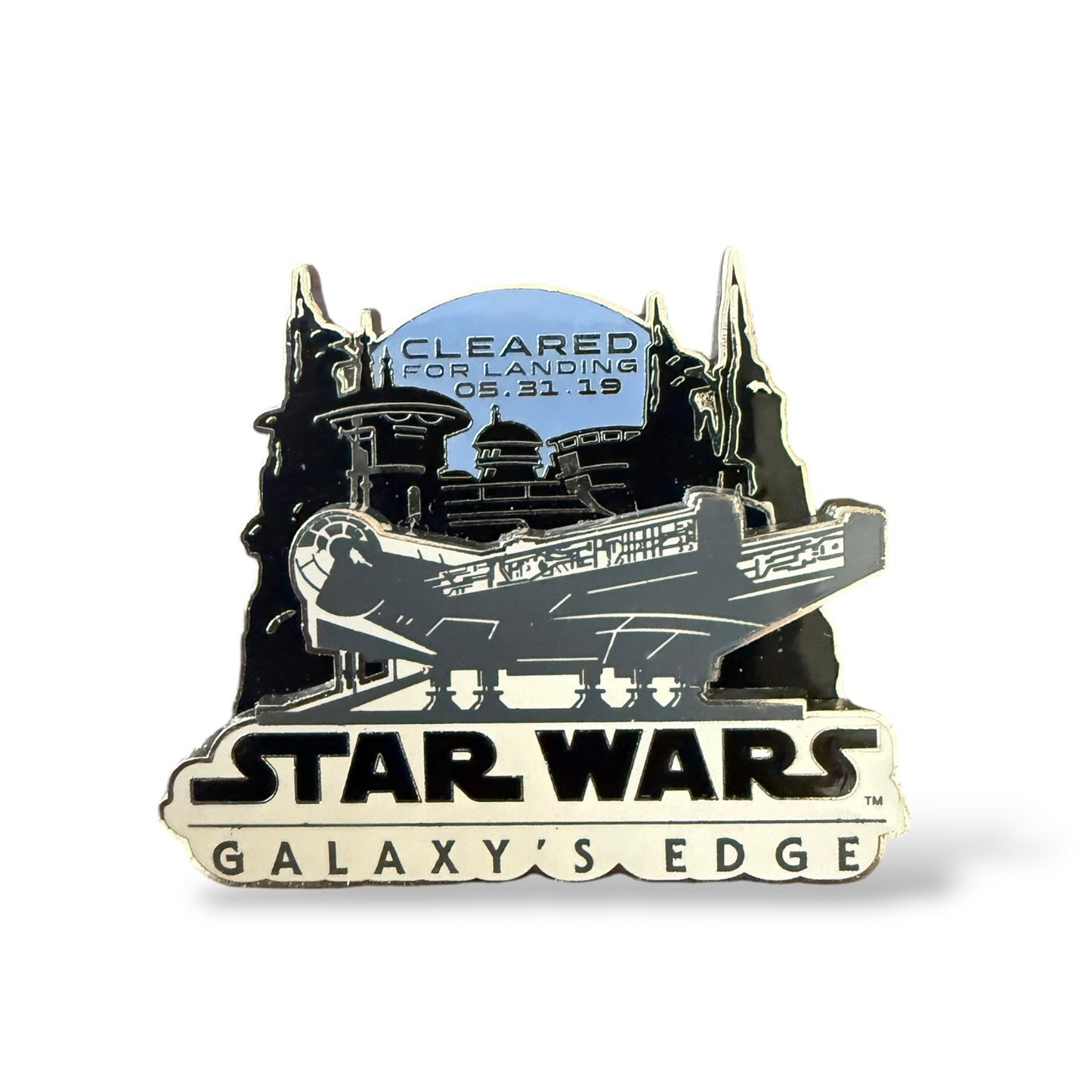 DLR Star Wars Galaxy's Edge Opening Day Pin