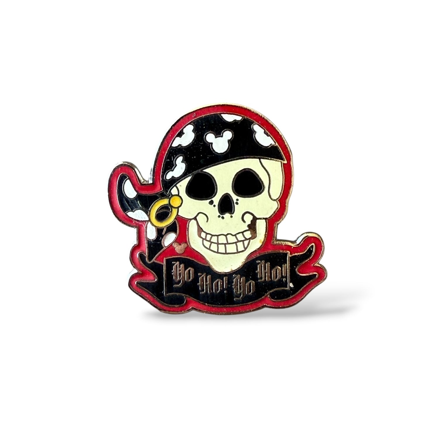 Cast Lanyard Pirate Skulls Yo Ho! Yo Ho! Hidden Mickey Pin