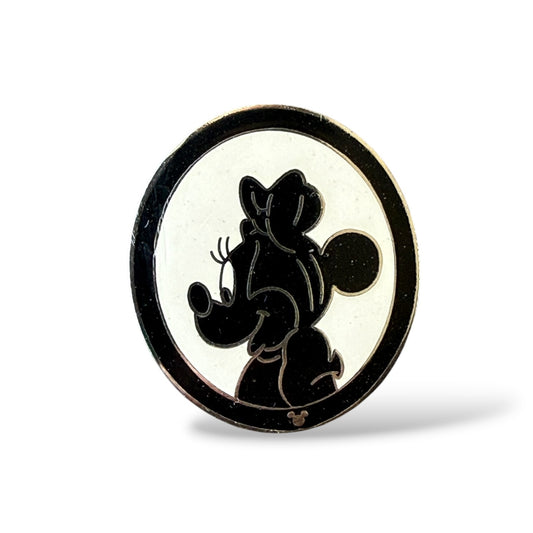 Cast Lanyard Main Street Silhouettes Minnie Mouse Hidden Mickey Pin