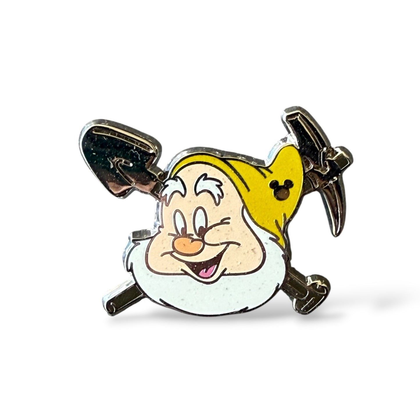 Cast Lanyard Seven Dwarfs Happy Hidden Mickey Pin