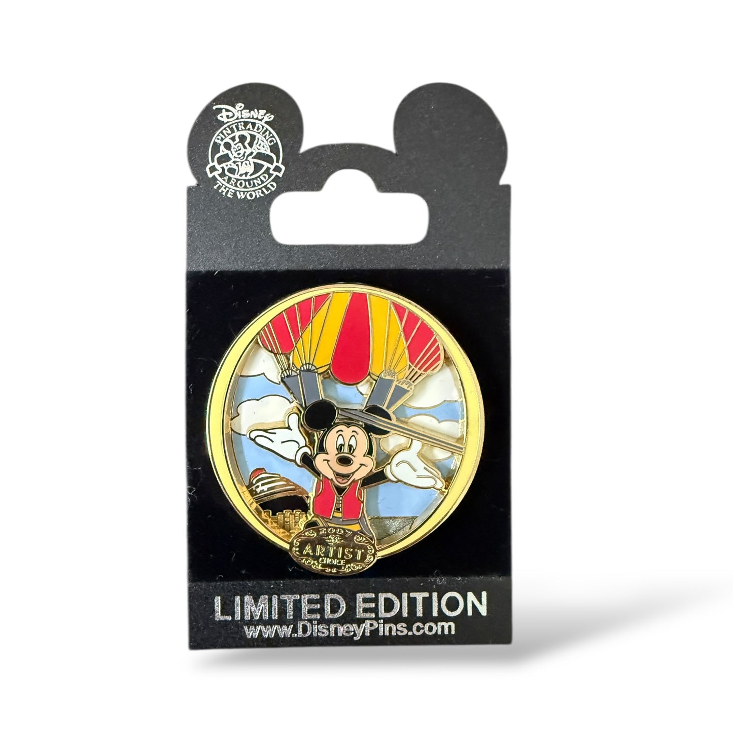 DCL Artist Choice 2007 Mickey Parasailing Pin