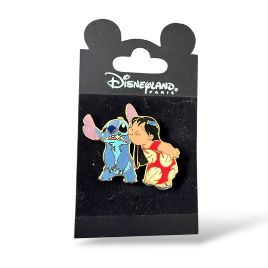 DLRP Lilo Kissing Stitch Pin