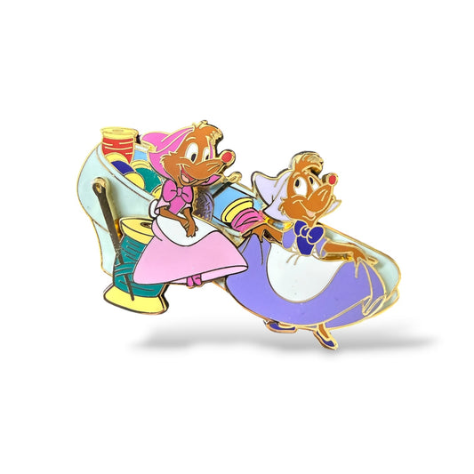 DSSH Mice Suzy and Perla Pin