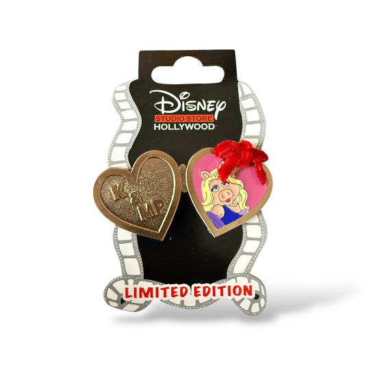 DSSH Disney Love Lockets Series Miss Piggy Pin