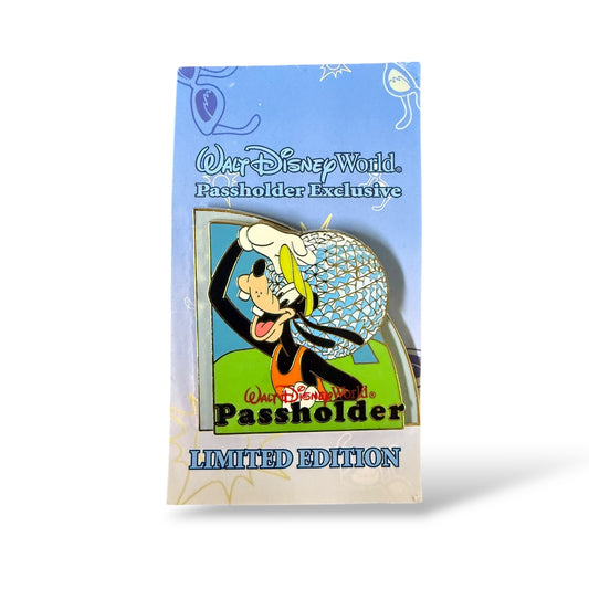WDW 2008 Passholder 2008 Passholder Goofy at EPCOT Pin