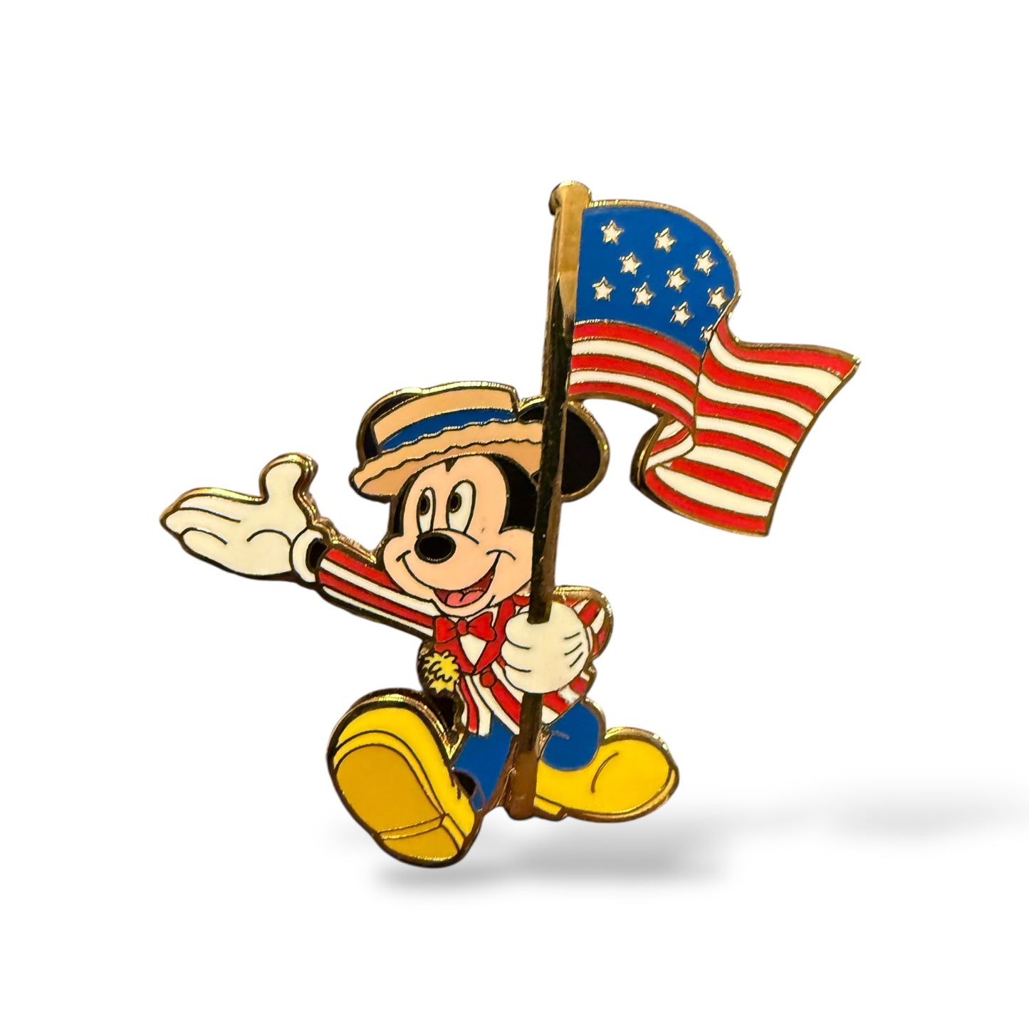 DLR Mickey's All American Pin Quest Mickey Carrying Flag Main Street USA Completer Pin
