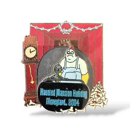 DLR Haunted Mansion Holiday 2004 Doom Buddies Mummy and Behemoth Pin
