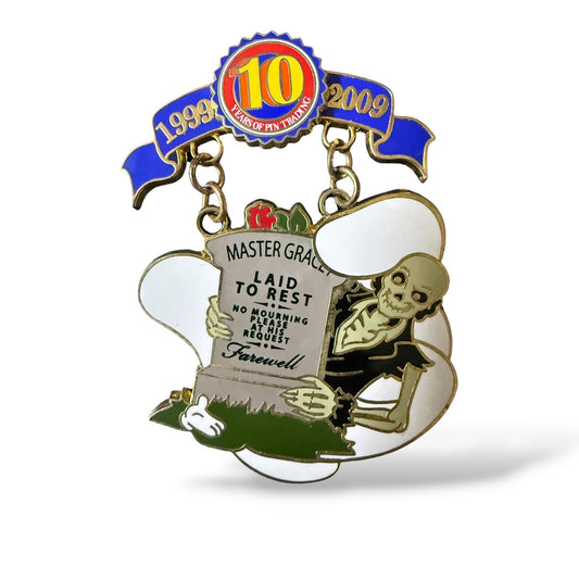 WDW Disney Pin Trading 10th Anniversary Haunted Mansion Master Gracey Dangle Pin