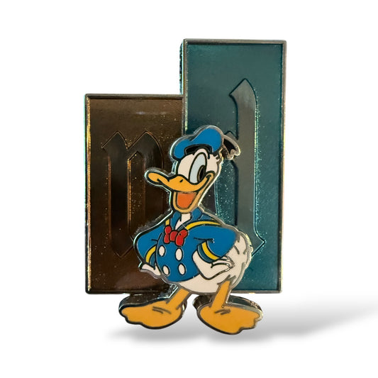 DLR A Walk in Walt's Footsteps Character Marquee Mystery Donald Pin