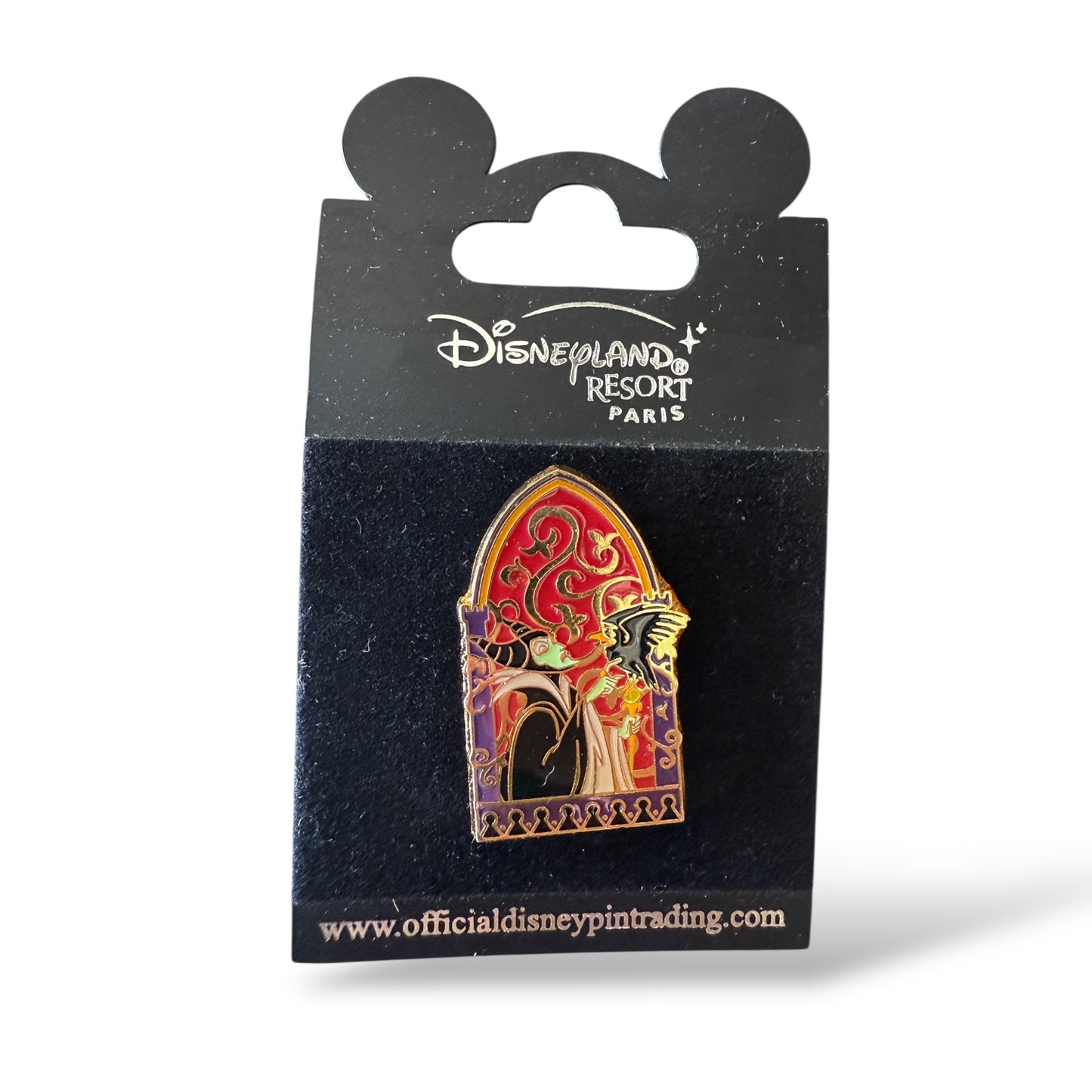 DLRP Maleficent Event Maleficent and Diablo Pin
