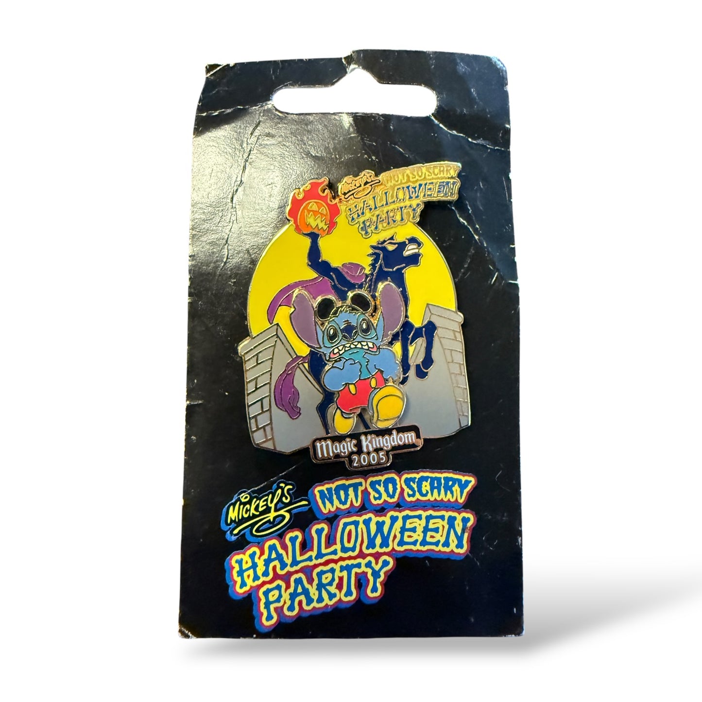 WDW Mickey's Not So Scary Halloween Party 2005 Headless Horseman and Stitch Pin
