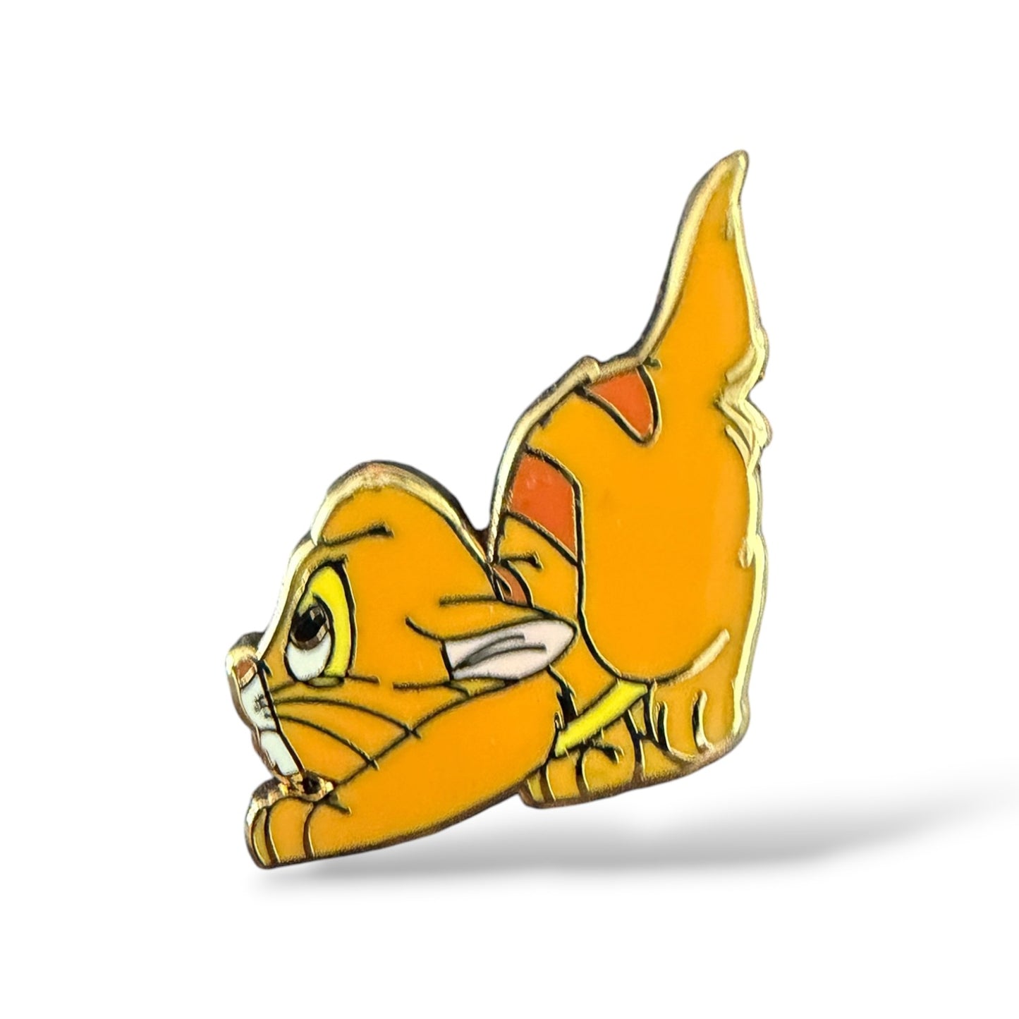 Oliver and Company Oliver Startled Fantasy Pin