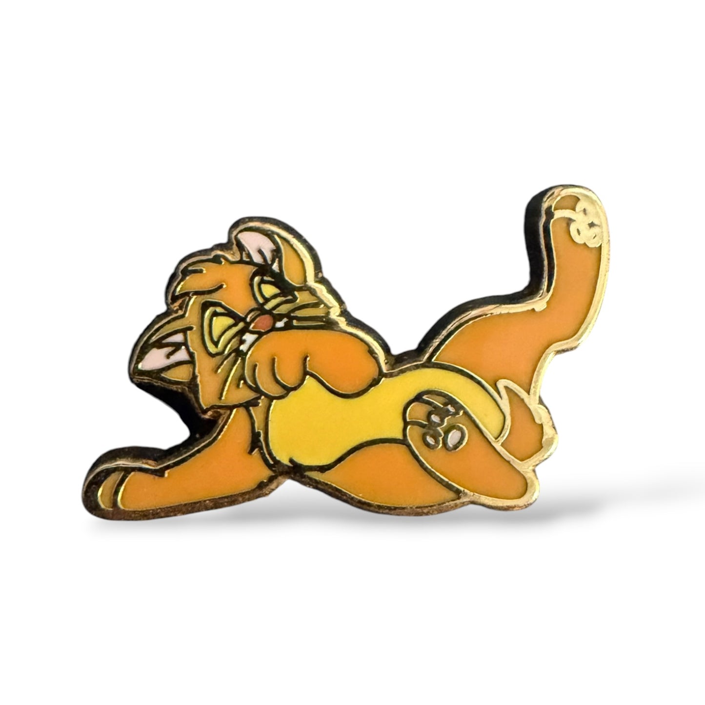 Oliver and Company Oliver Sleeping Fantasy Pin