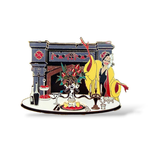 DEC Table For One Cruella de Vil Pin
