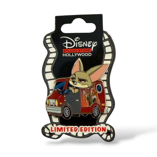 DSSH Zootopia 10th Anniversary Finnick Pin