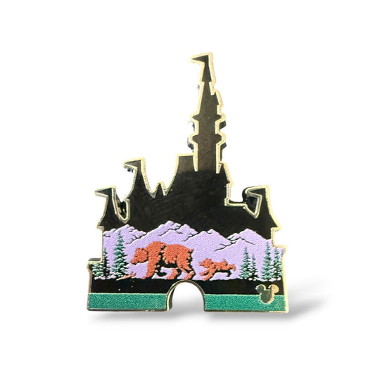 Cast Lanyard Cinderella Castles Wilderness Lodge Hidden Mickey Pin