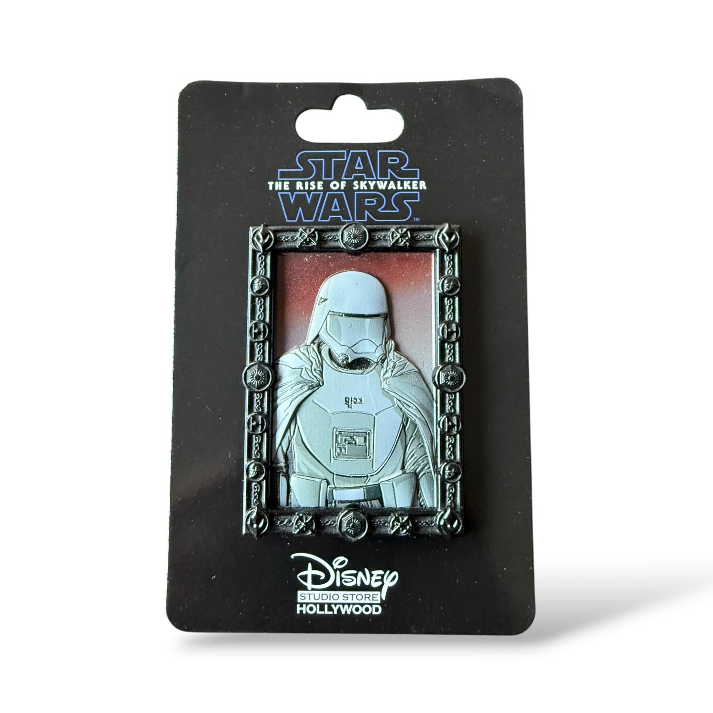 DSSH Star Wars The Rise of Skywalker Snowtrooper Pin