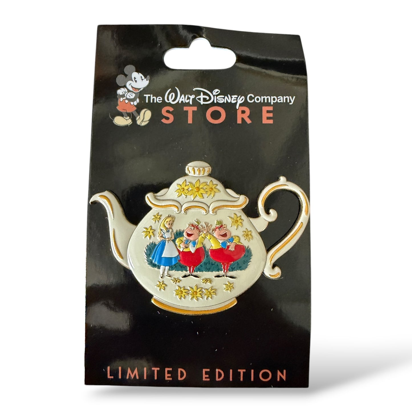 DEC Alice in Wonderland Teapots Alice with Tweedle Dee and Dum Pin