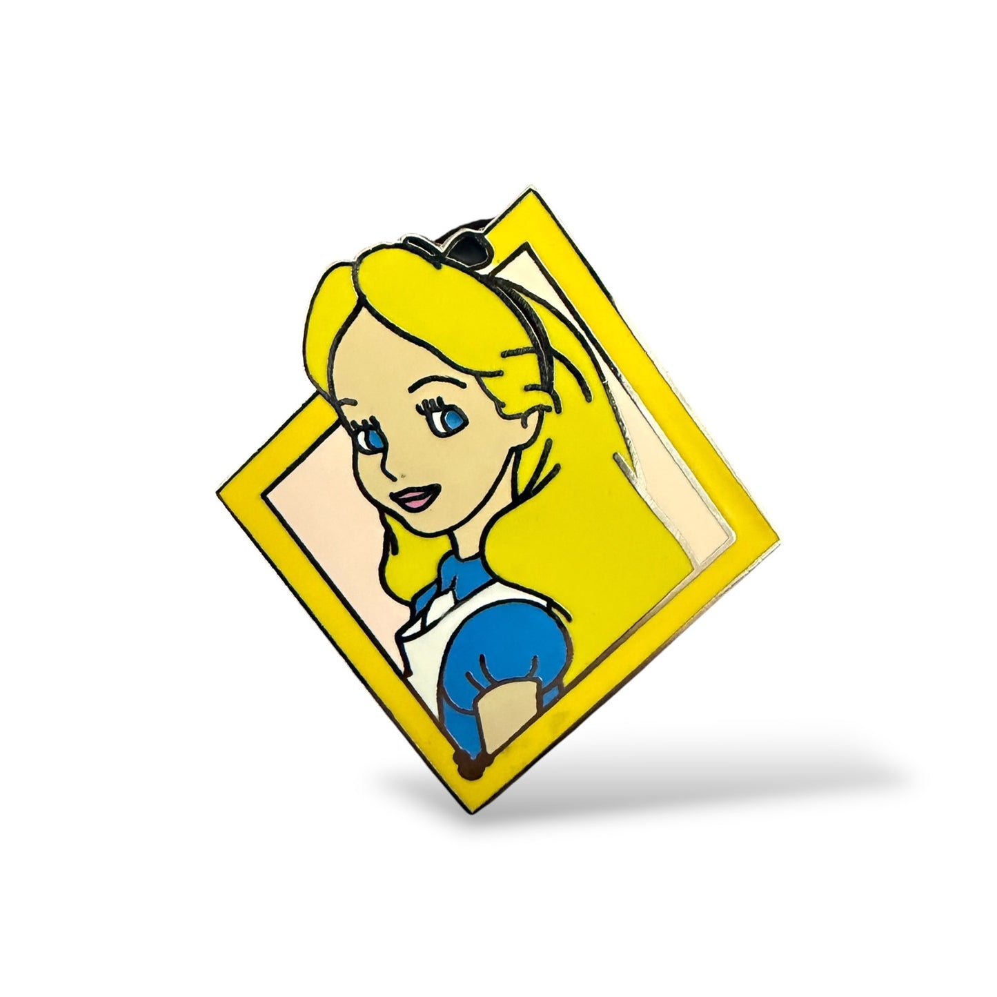Cast Lanyard Classic Characters Alice Hidden Mickey Pin