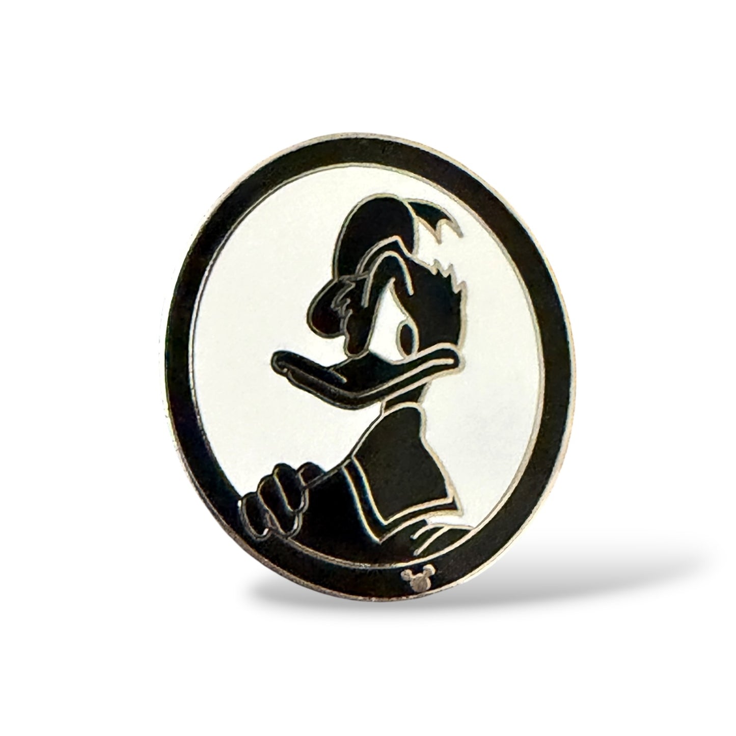 Cast Lanyard Main Street Silhouettes Donald Hidden Mickey Pin