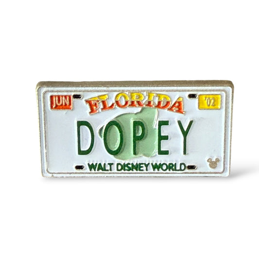 Cast Lanyard Florida License Plates  Dopey with Icon Hidden Mickey Pin