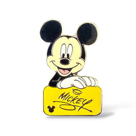 Cast Lanyard Mickey Autograph Gold Hidden Mickey Pin