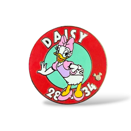 Cast Lanyard Magic Kingdom Parking Lot Signs Daisy Hidden Mickey Pin
