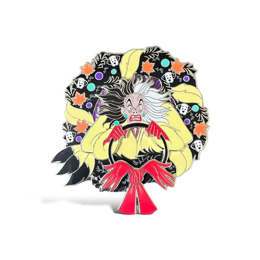 DEC Wreath Cruella Pin