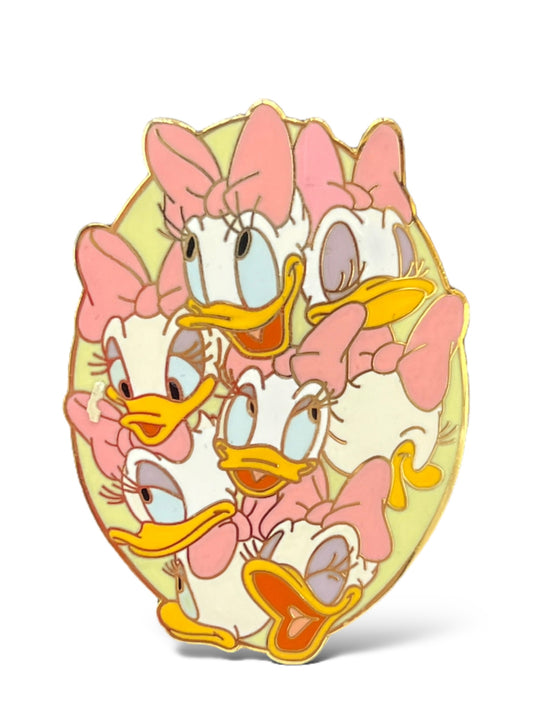 Disney Auctions Daisy Expressions Pin