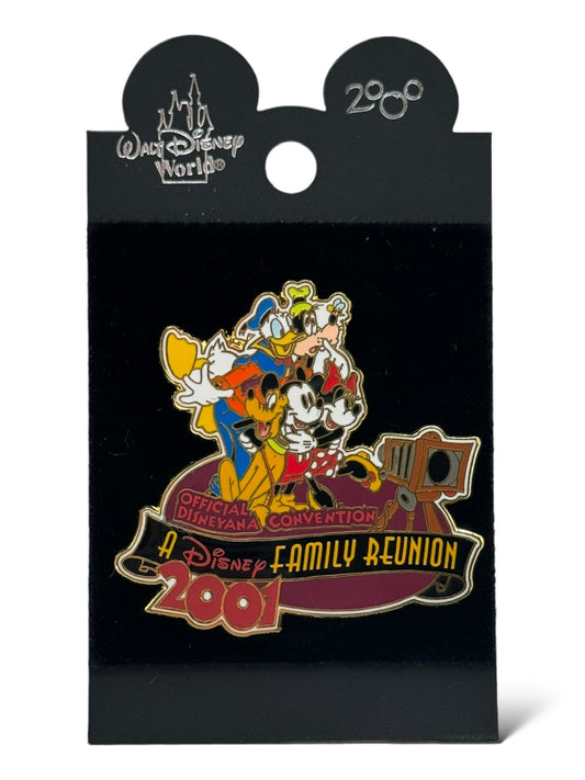 Disney Parks Disneyana Disney Family Reunion 2001 Mickey and Friends Pin