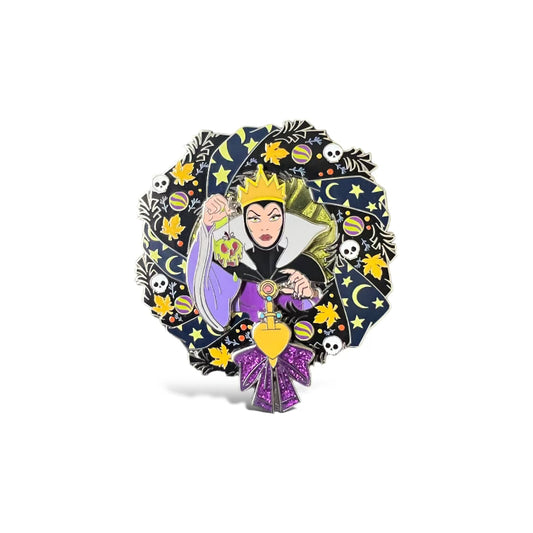 DEC Wreath Evil Queen Pin