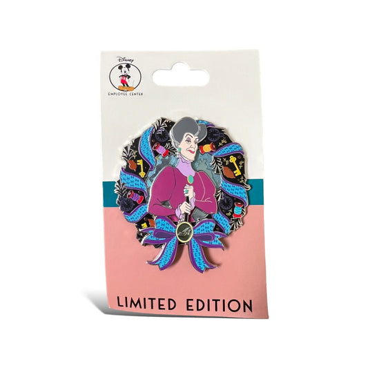 DEC Wreath Lady Tremaine Pin