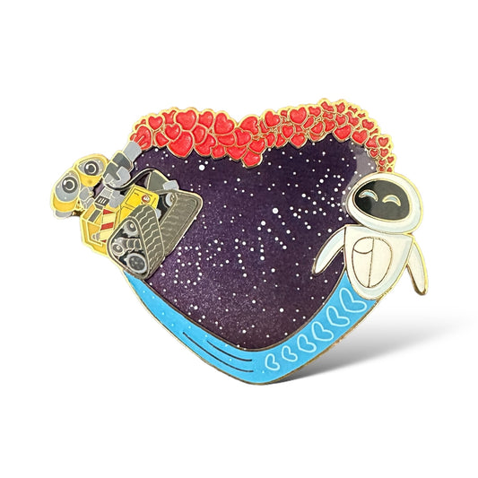 DEC Valentine Heart Couples Wall-E and Eve Pin