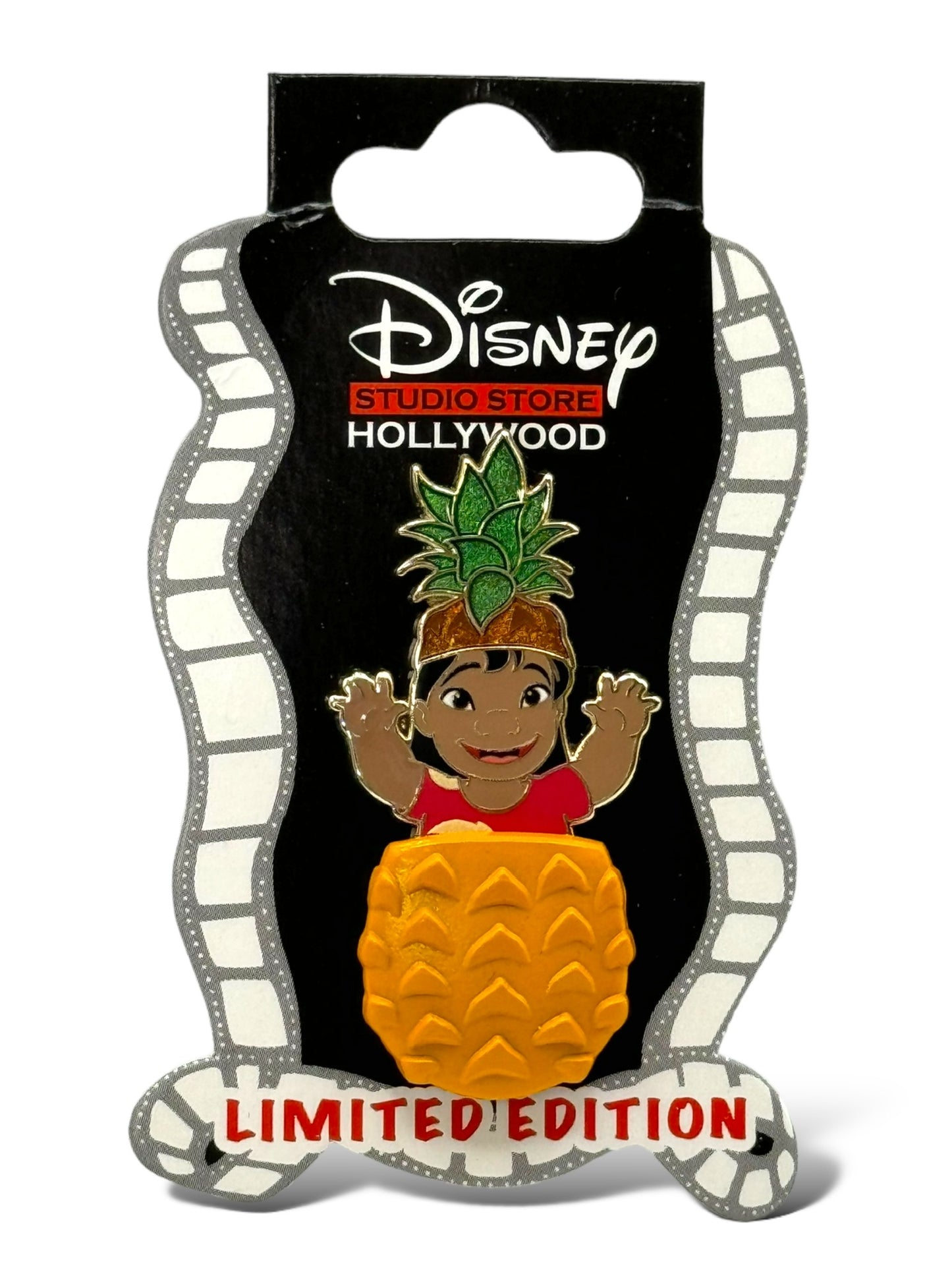 DSSH Pineapple Lilo Pin